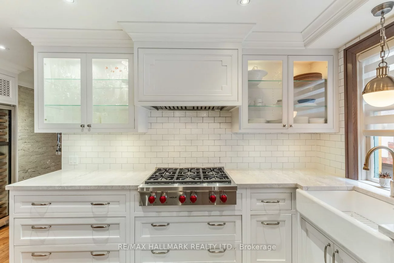 24, Hammersmith, The Beaches, Toronto