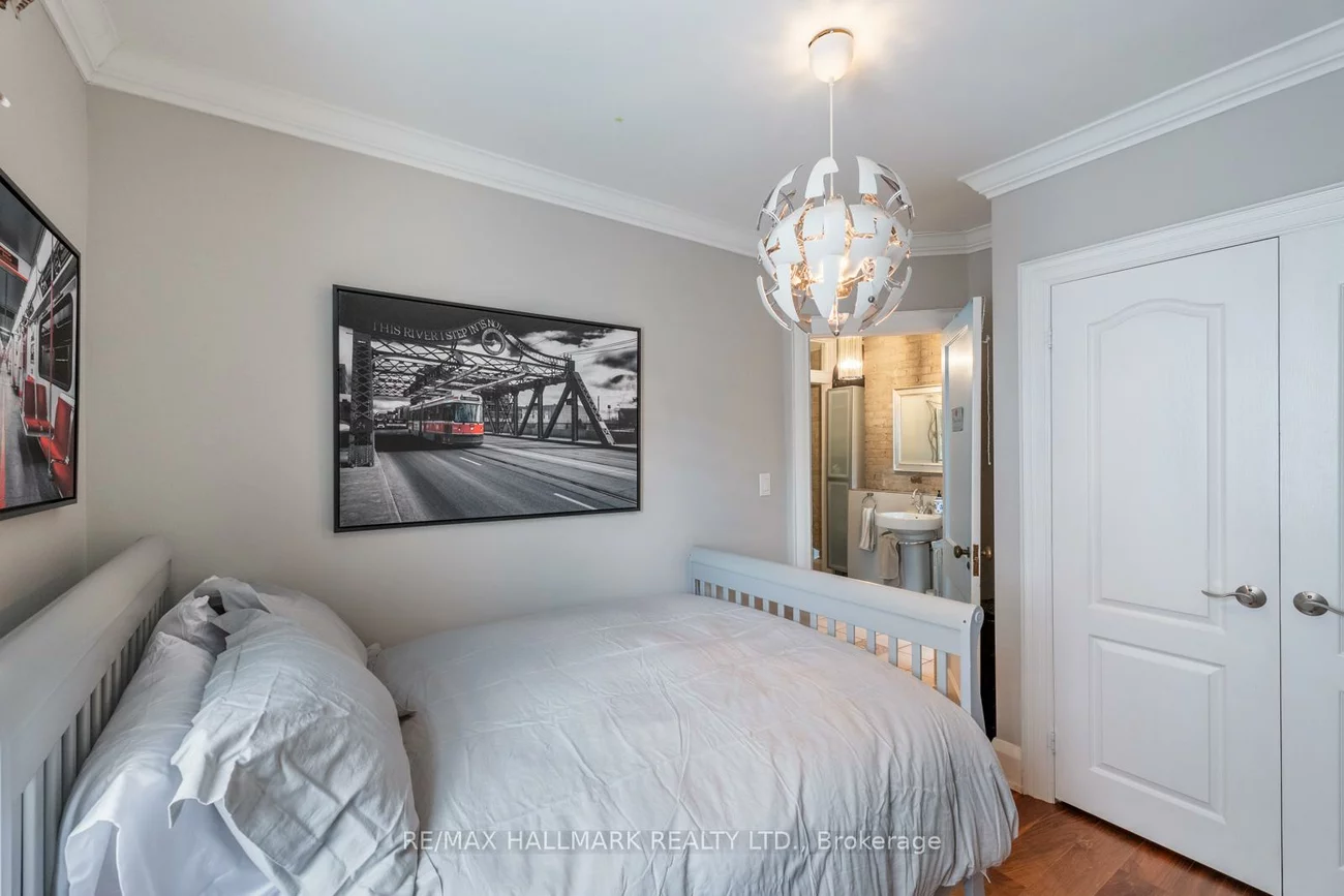 24, Hammersmith, The Beaches, Toronto