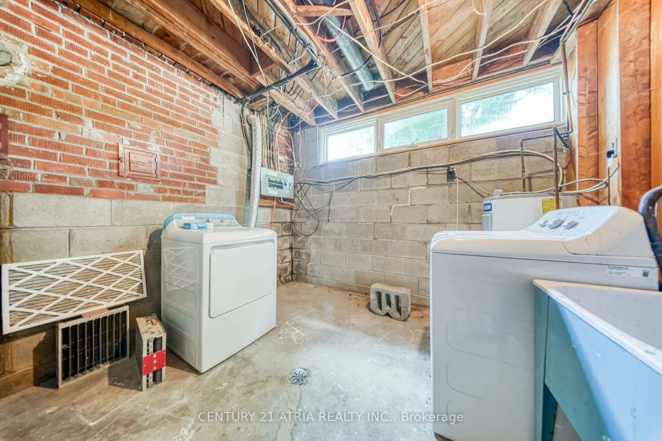 140, Ridgewood, Rouge E10, Toronto