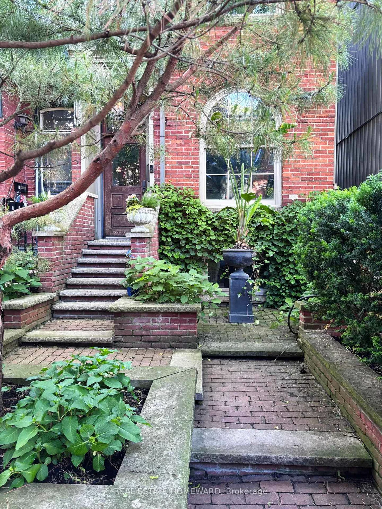 45, Grant, South Riverdale, Toronto