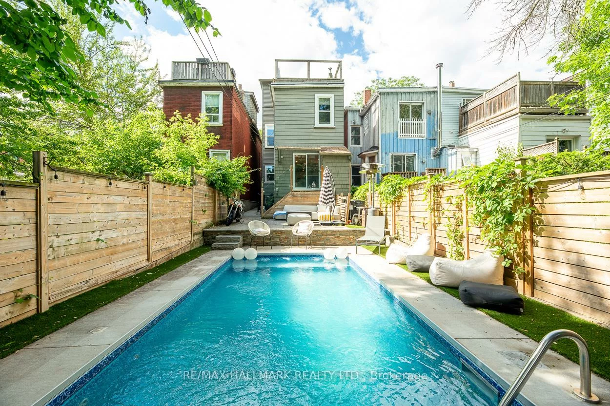 35, Dingwall, Blake-Jones, Toronto