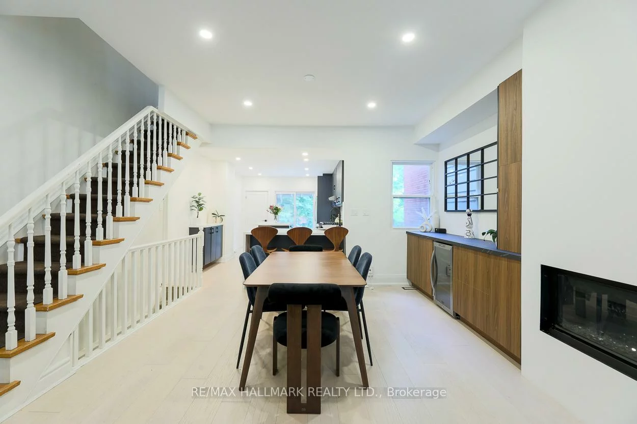 35, Dingwall, Blake-Jones, Toronto