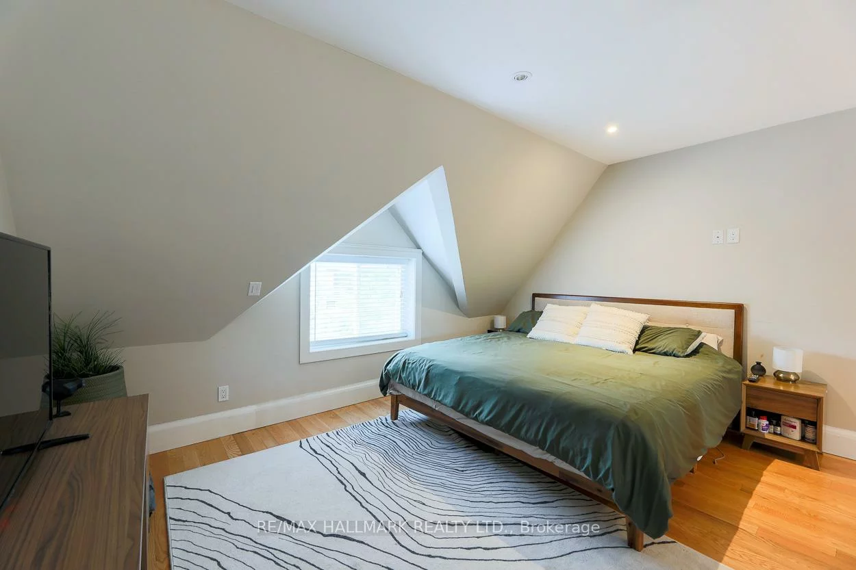 35, Dingwall, Blake-Jones, Toronto