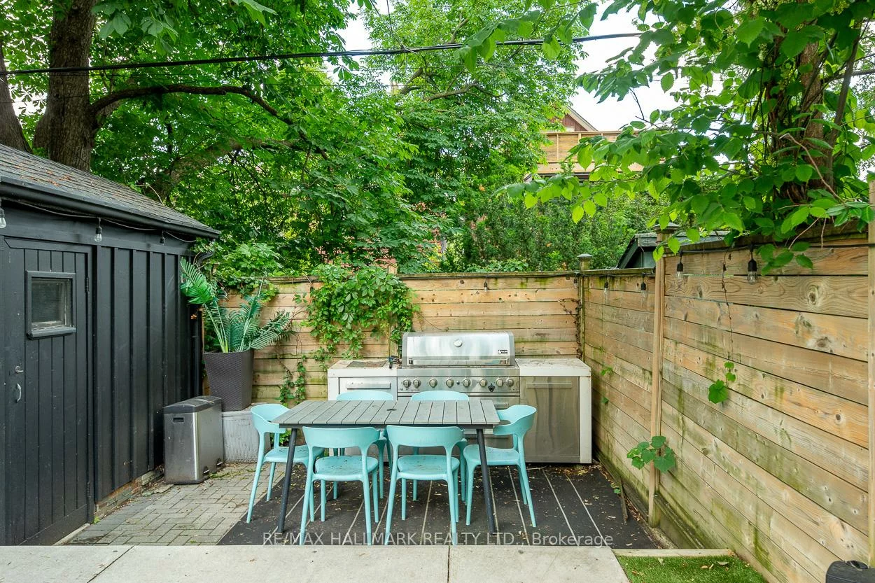 35, Dingwall, Blake-Jones, Toronto
