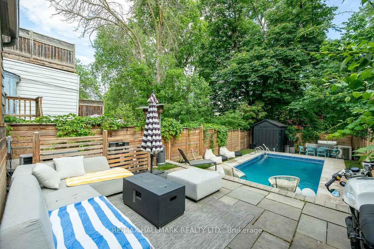 35, Dingwall, Blake-Jones, Toronto