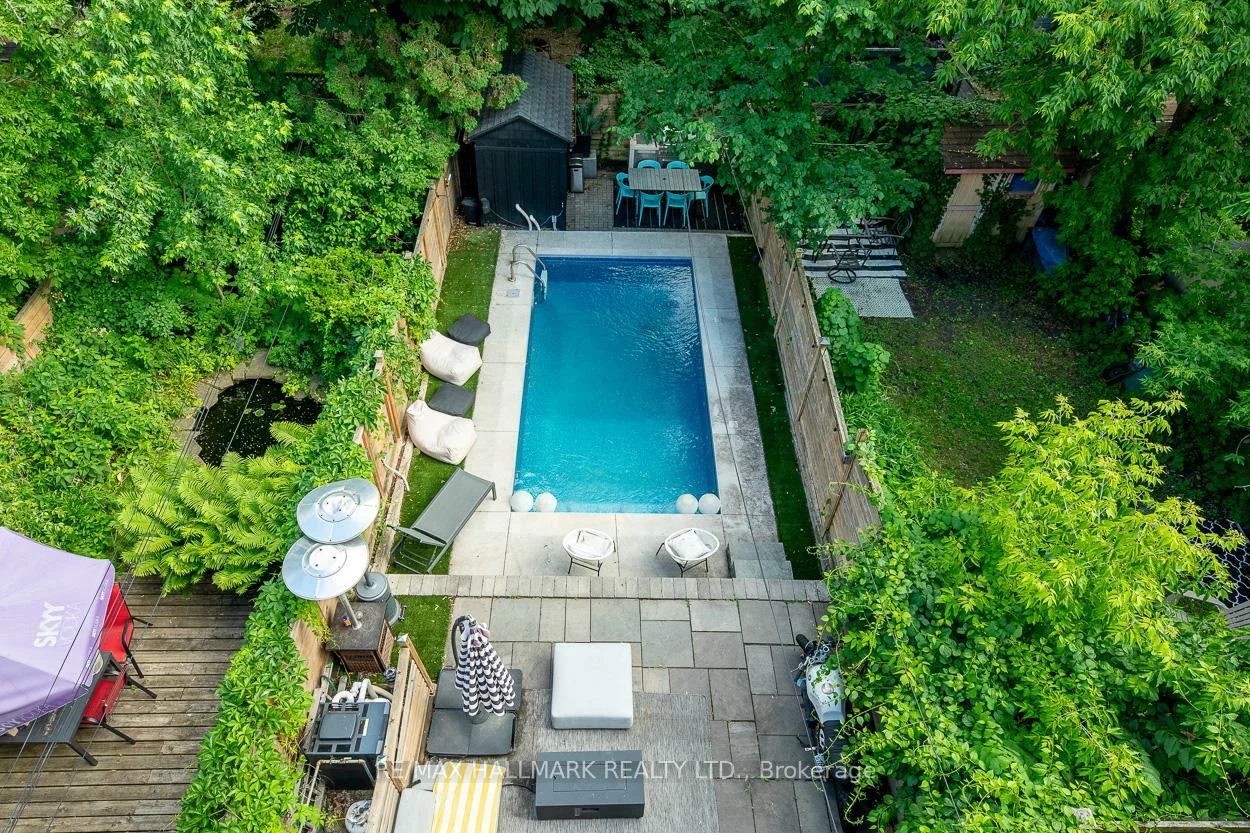 35, Dingwall, Blake-Jones, Toronto