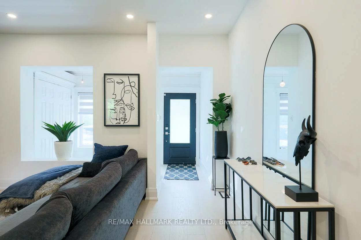 35, Dingwall, Blake-Jones, Toronto