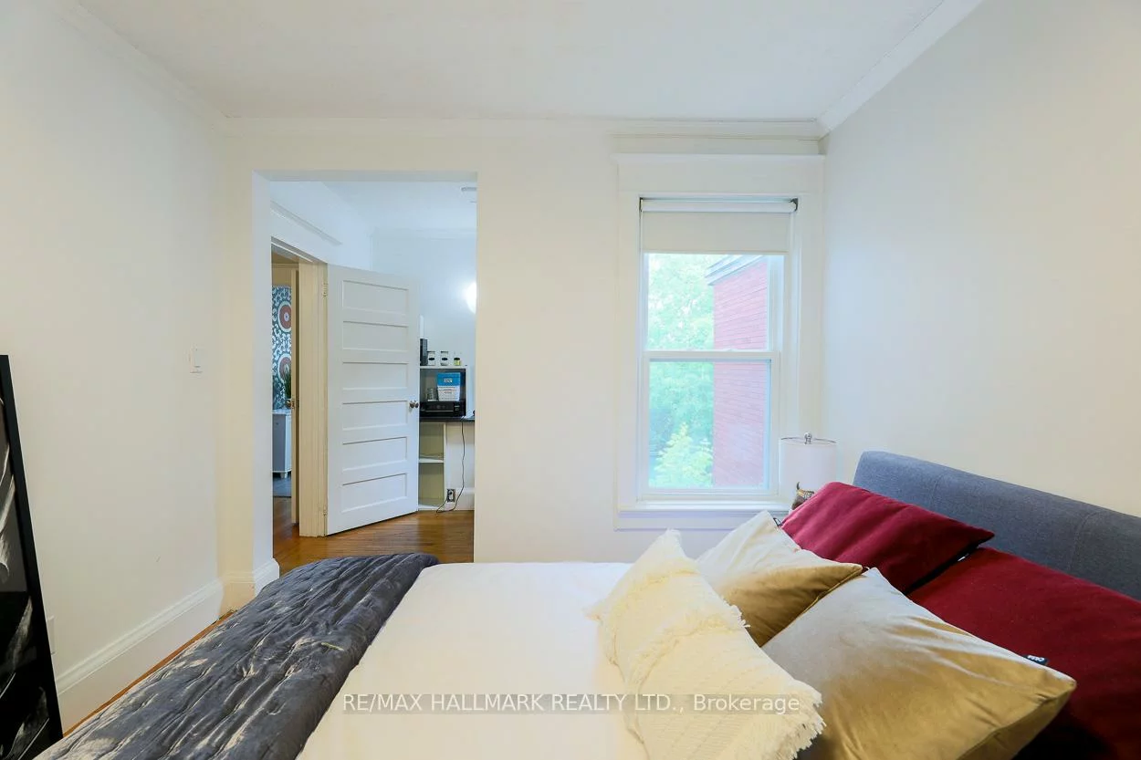 35, Dingwall, Blake-Jones, Toronto