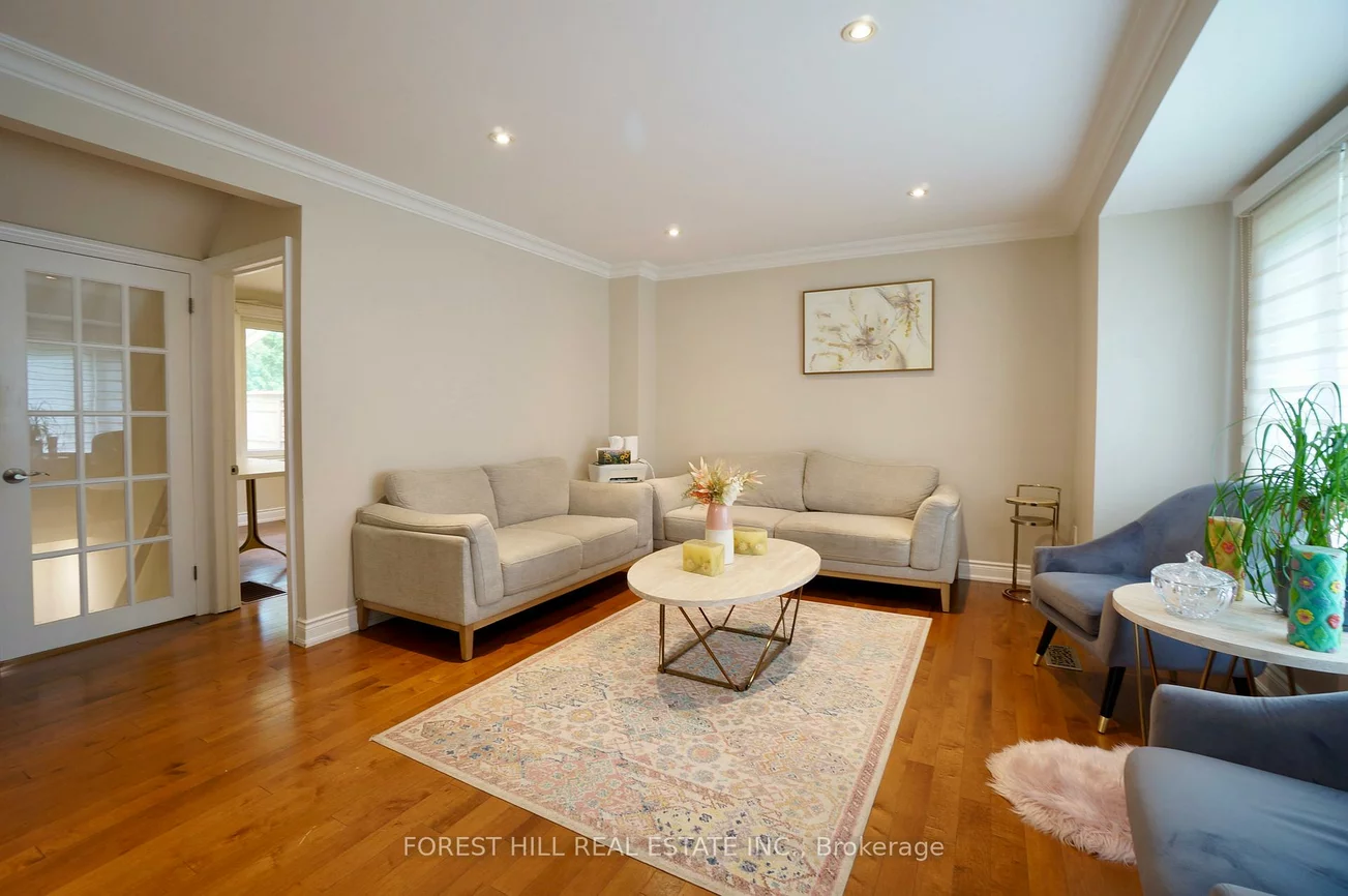 7, Twin Pauls, Wexford-Maryvale, Toronto