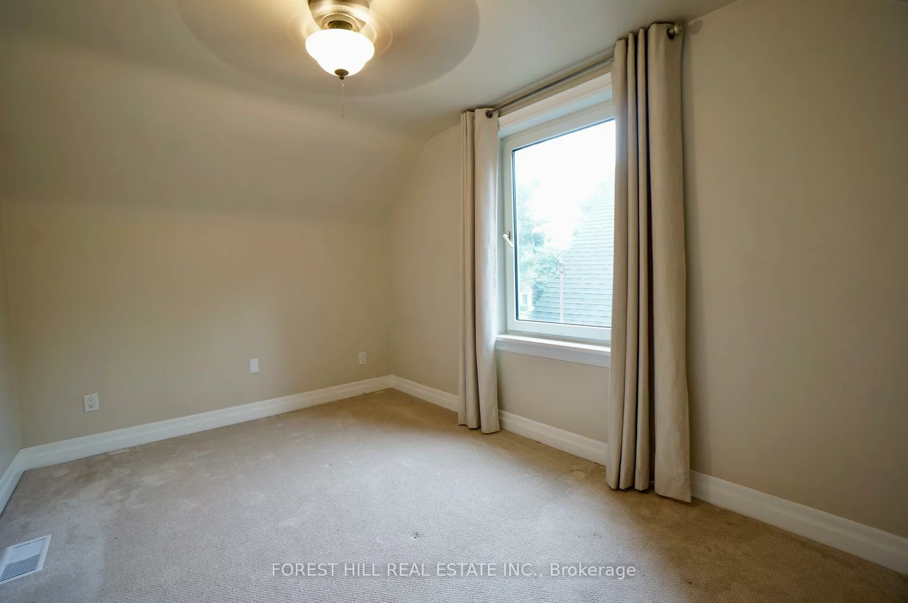 7, Twin Pauls, Wexford-Maryvale, Toronto