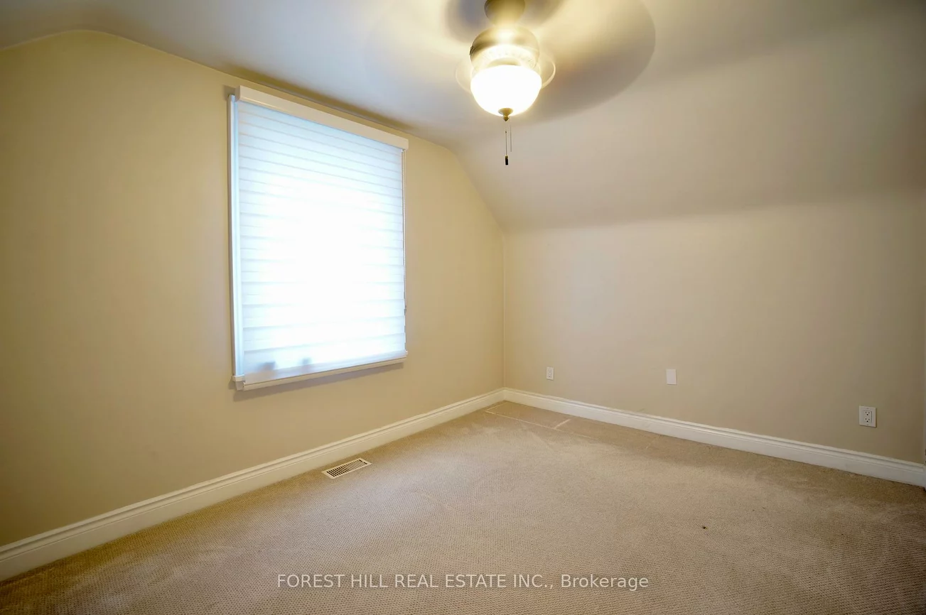7, Twin Pauls, Wexford-Maryvale, Toronto