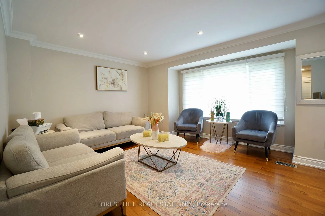 7, Twin Pauls, Wexford-Maryvale, Toronto