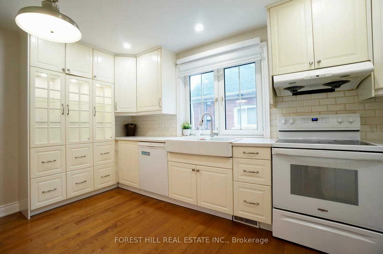 7, Twin Pauls, Wexford-Maryvale, Toronto