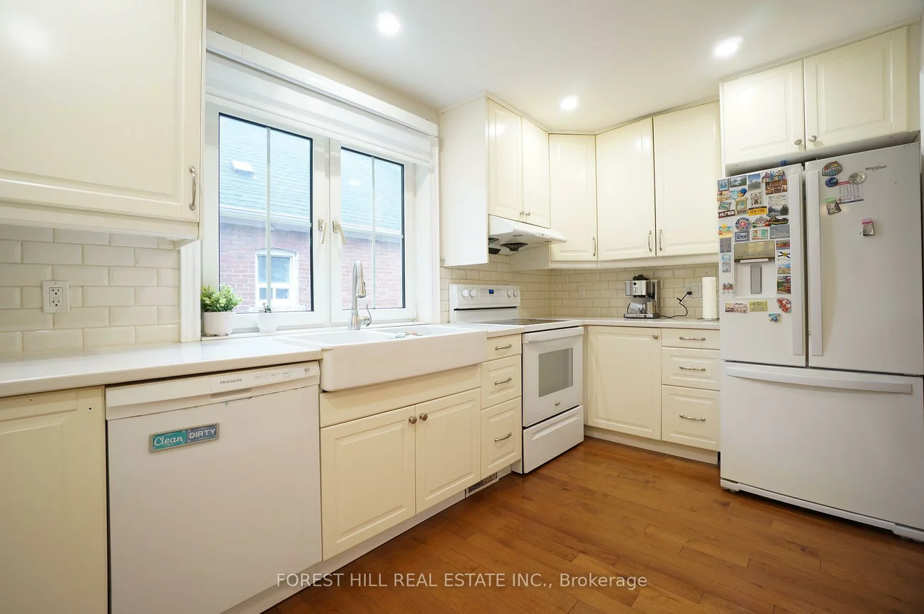 7, Twin Pauls, Wexford-Maryvale, Toronto