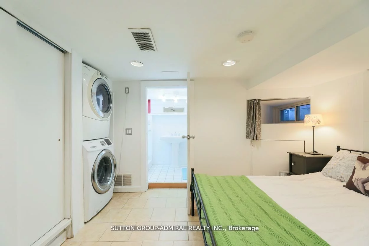 70, Carlaw, South Riverdale, Toronto