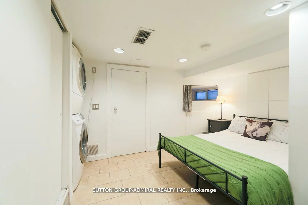 70, Carlaw, South Riverdale, Toronto