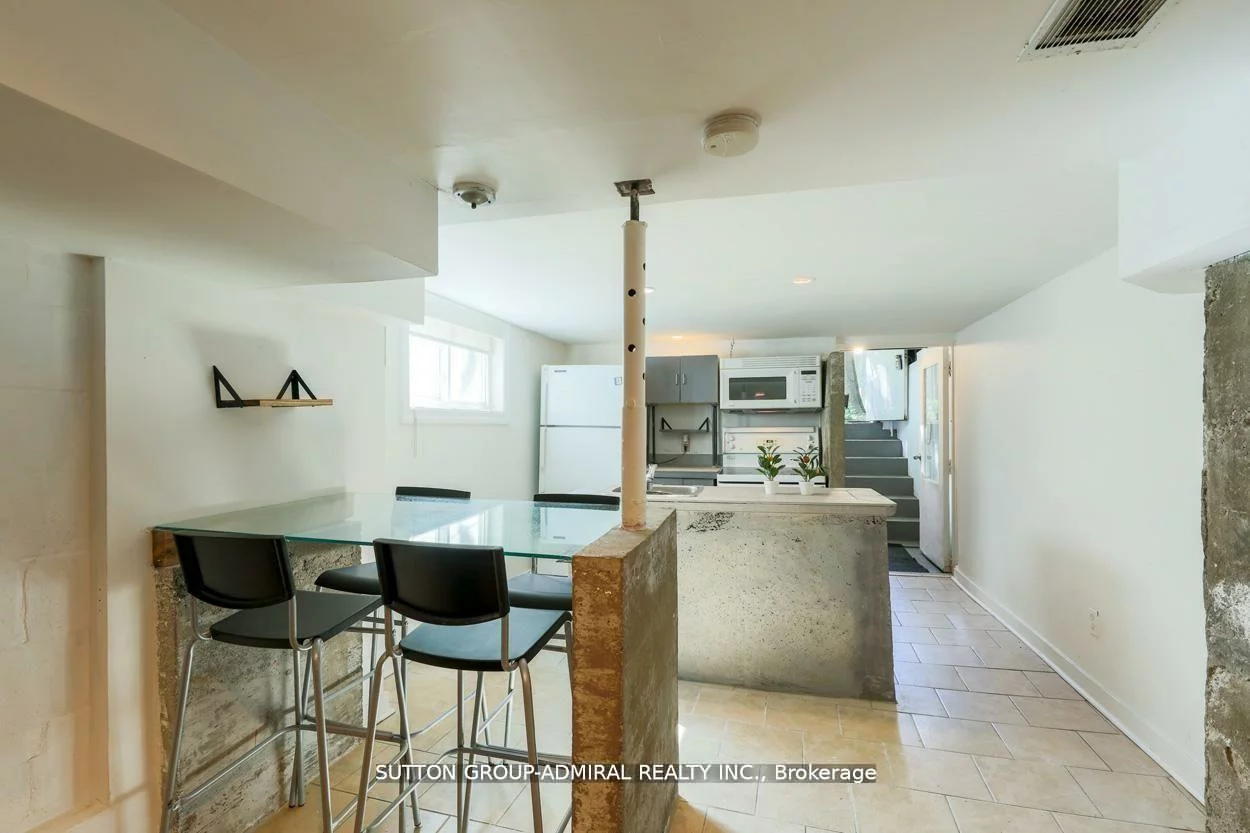 70, Carlaw, South Riverdale, Toronto