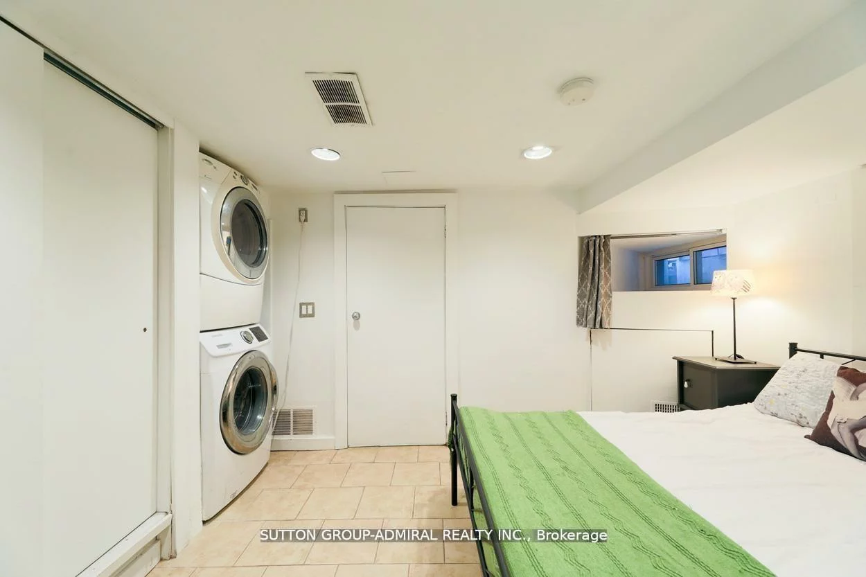 70, Carlaw, South Riverdale, Toronto