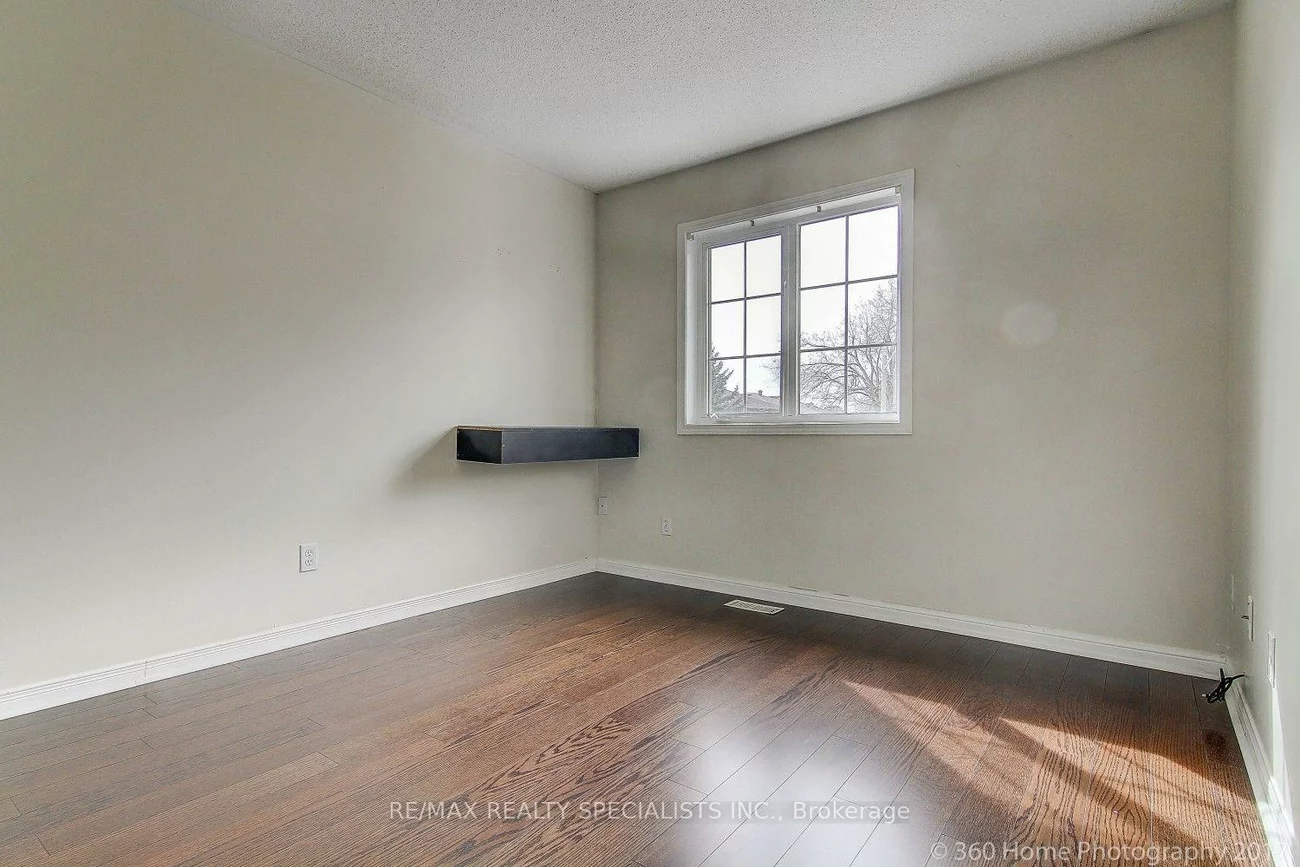 97, Piperbrook, West Hill, Toronto