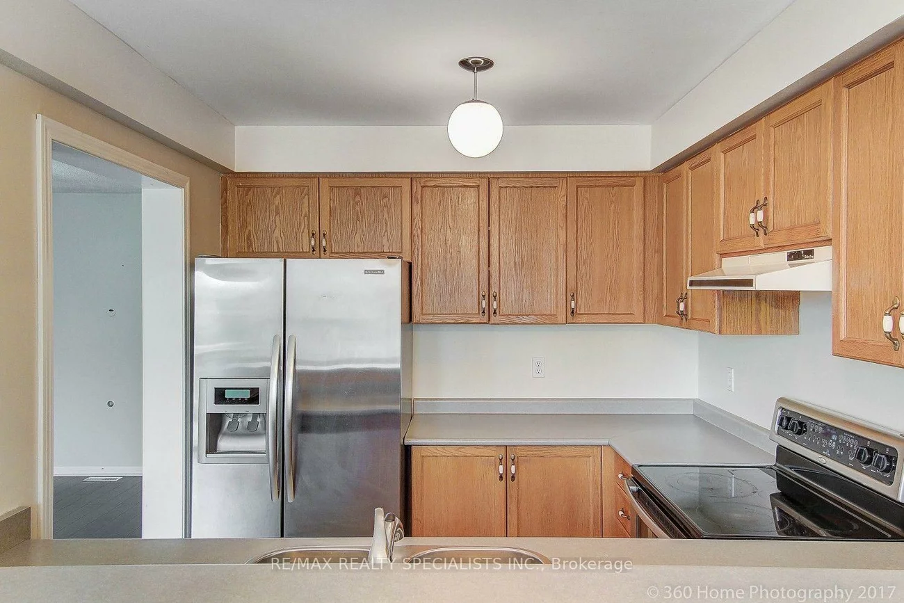97, Piperbrook, West Hill, Toronto