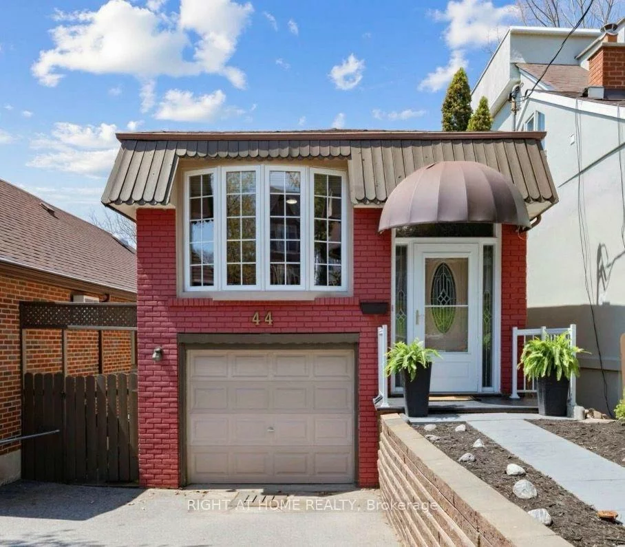 44, Westbourne, Clairlea-Birchmount, Toronto