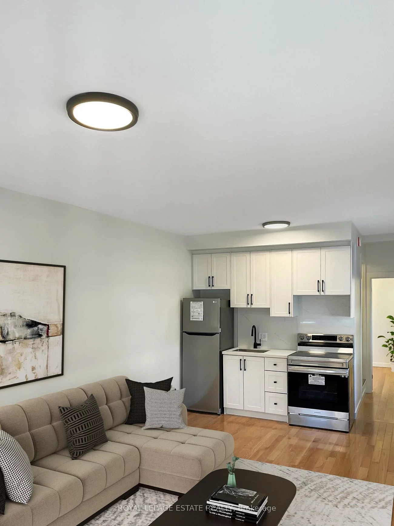 1007, Kingston, The Beaches, Toronto