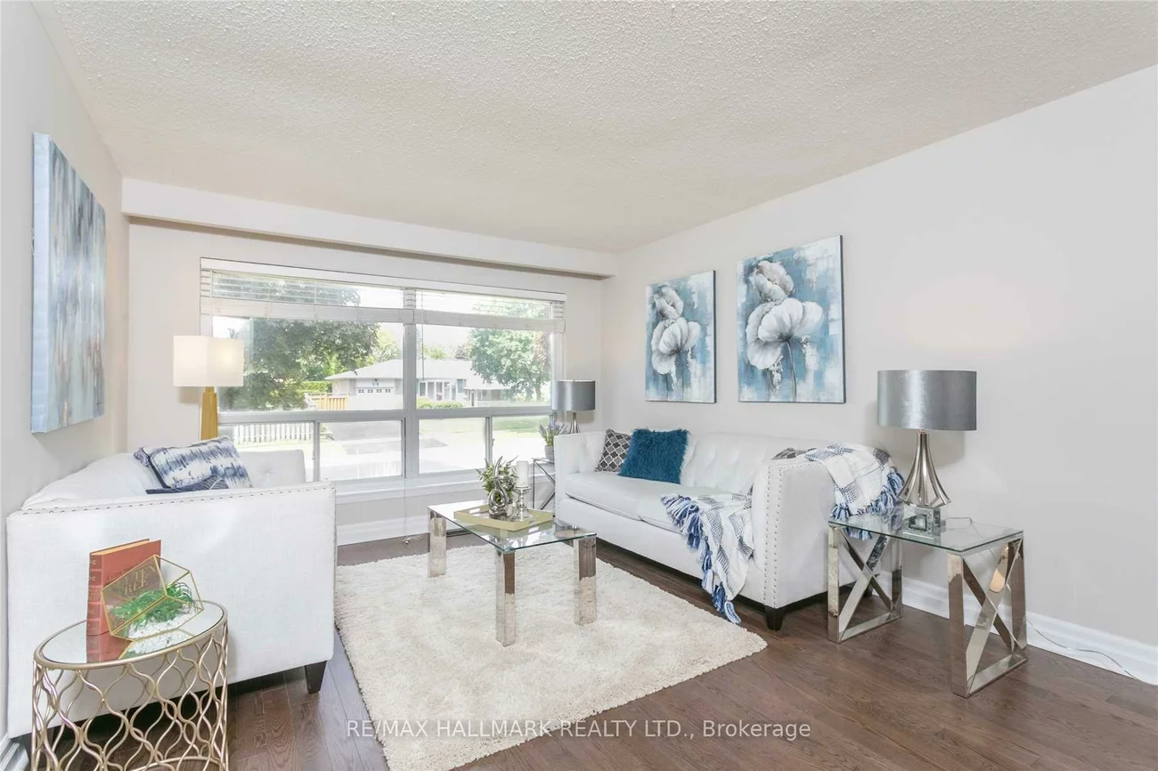 52, Tweedrock, Morningside, Toronto
