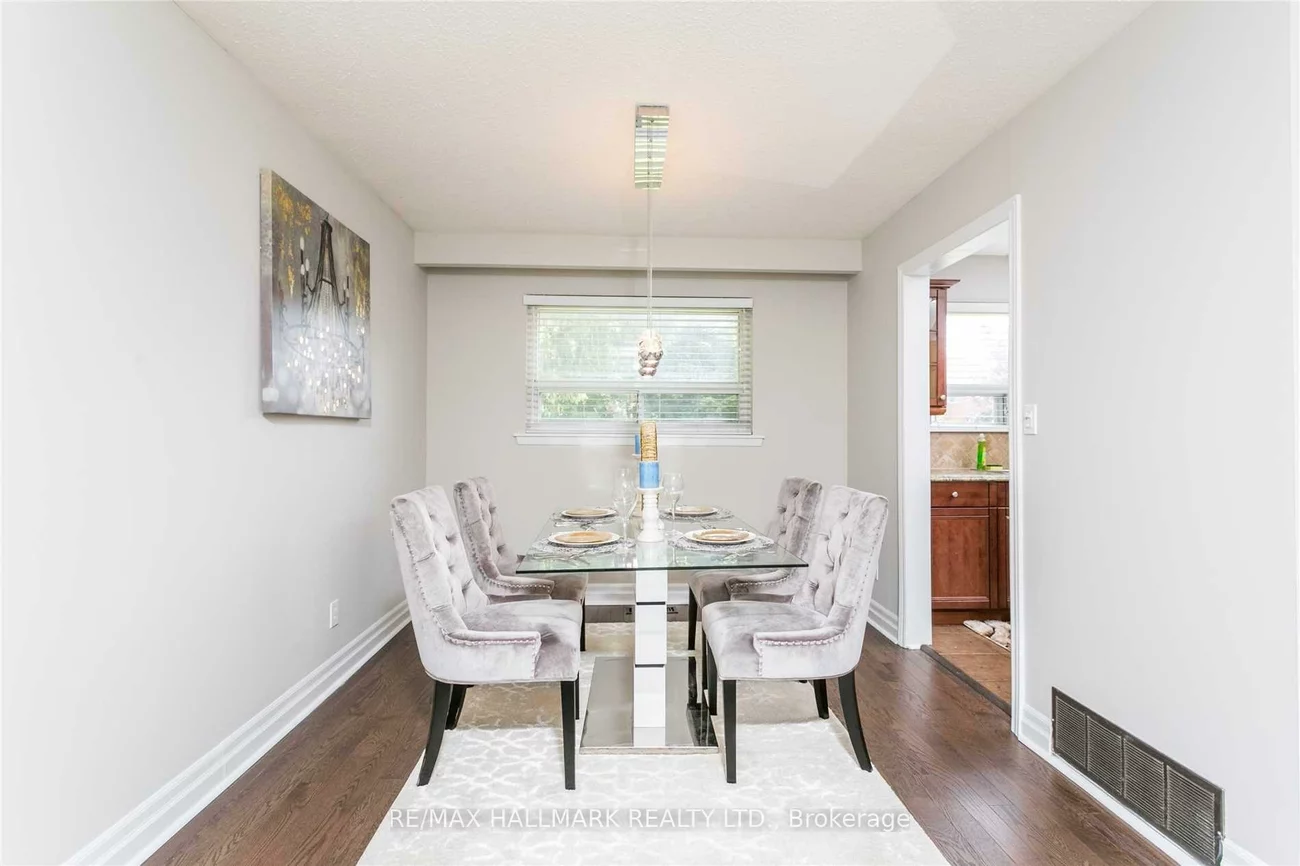 52, Tweedrock, Morningside, Toronto