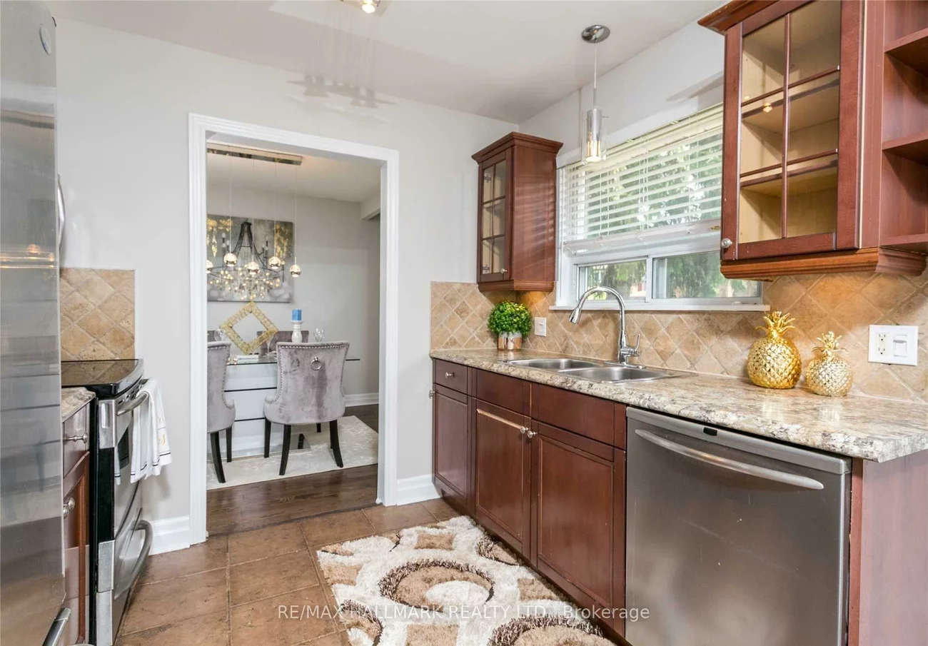 52, Tweedrock, Morningside, Toronto
