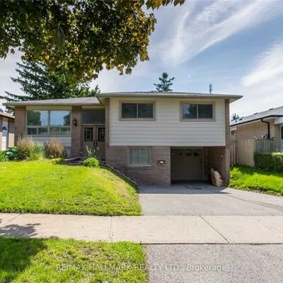 52, Tweedrock, Morningside, Toronto