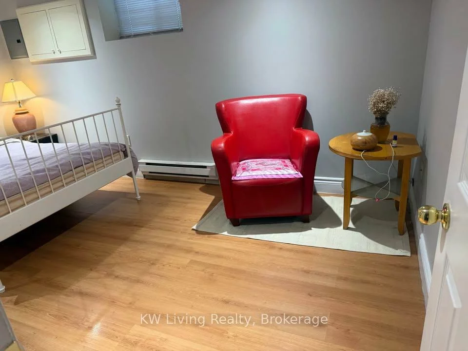 1097, Warden, Wexford-Maryvale, Toronto
