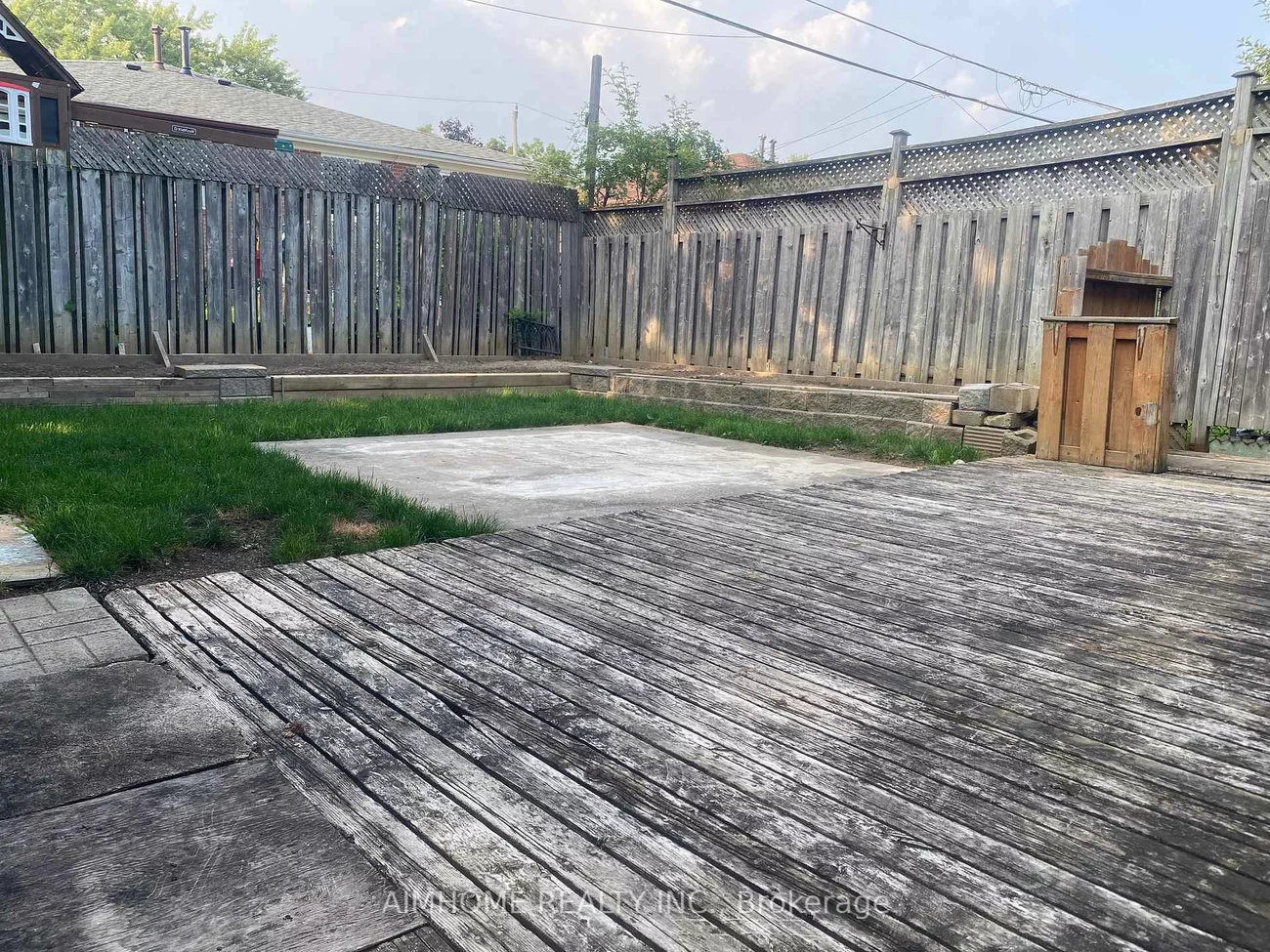 58, Newlands, Clairlea-Birchmount, Toronto