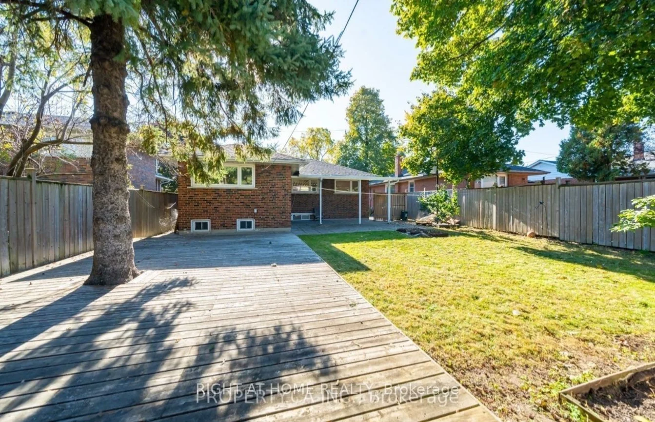 46, Shrewsbury, Tam O'Shanter-Sullivan, Toronto