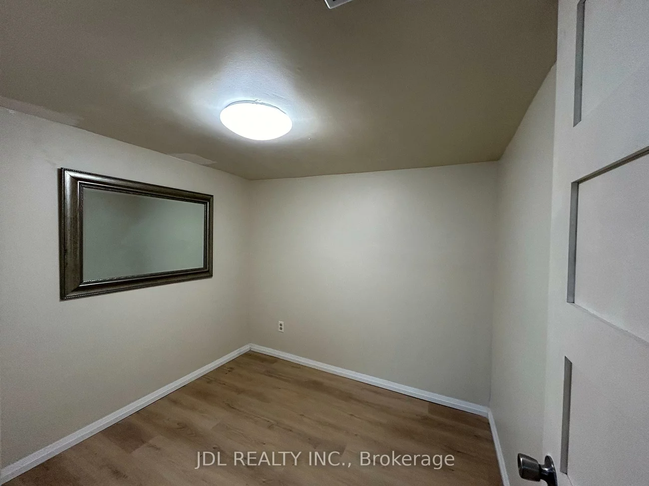 21, Squires Ave, O'Connor-Parkview, Toronto