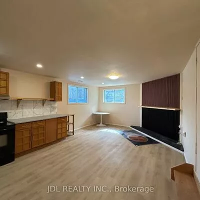 21, Squires Ave, O'Connor-Parkview, Toronto
