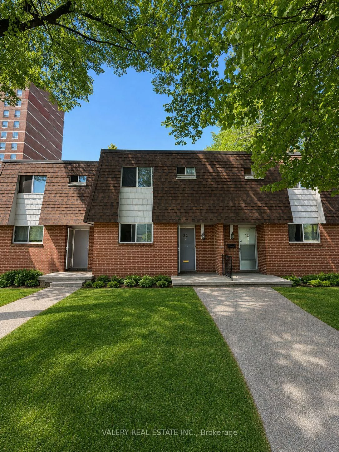 75, Eastdale, Crescent Town, Toronto