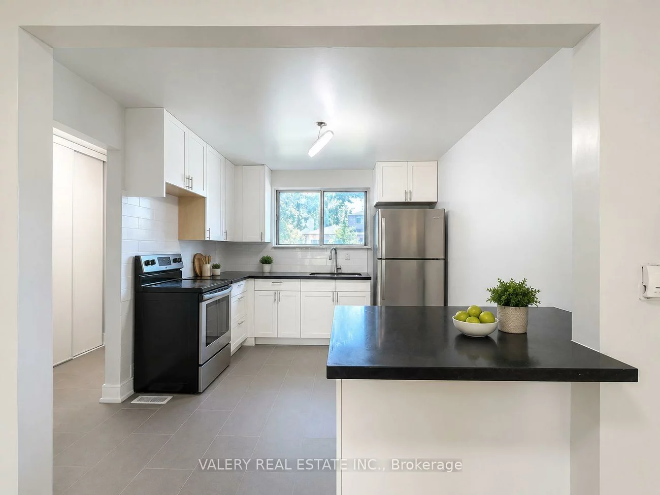 75, Eastdale, Crescent Town, Toronto