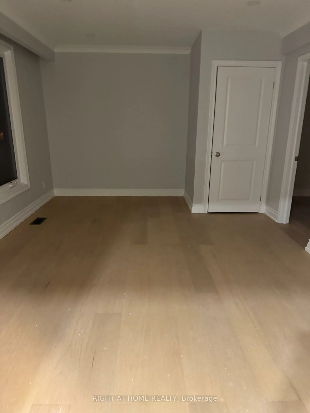 32, Conlins, Highland Creek, Toronto
