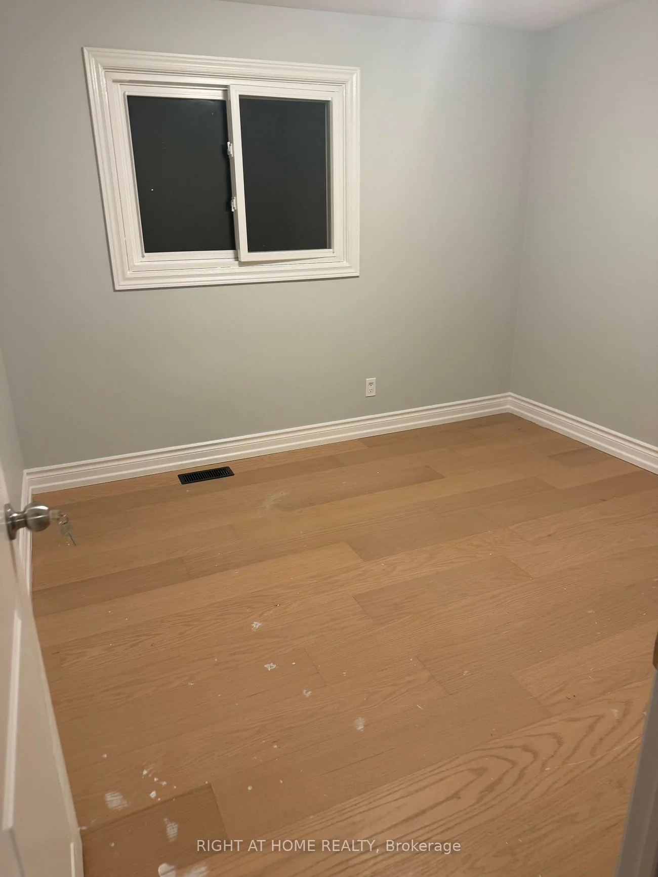32, Conlins, Highland Creek, Toronto