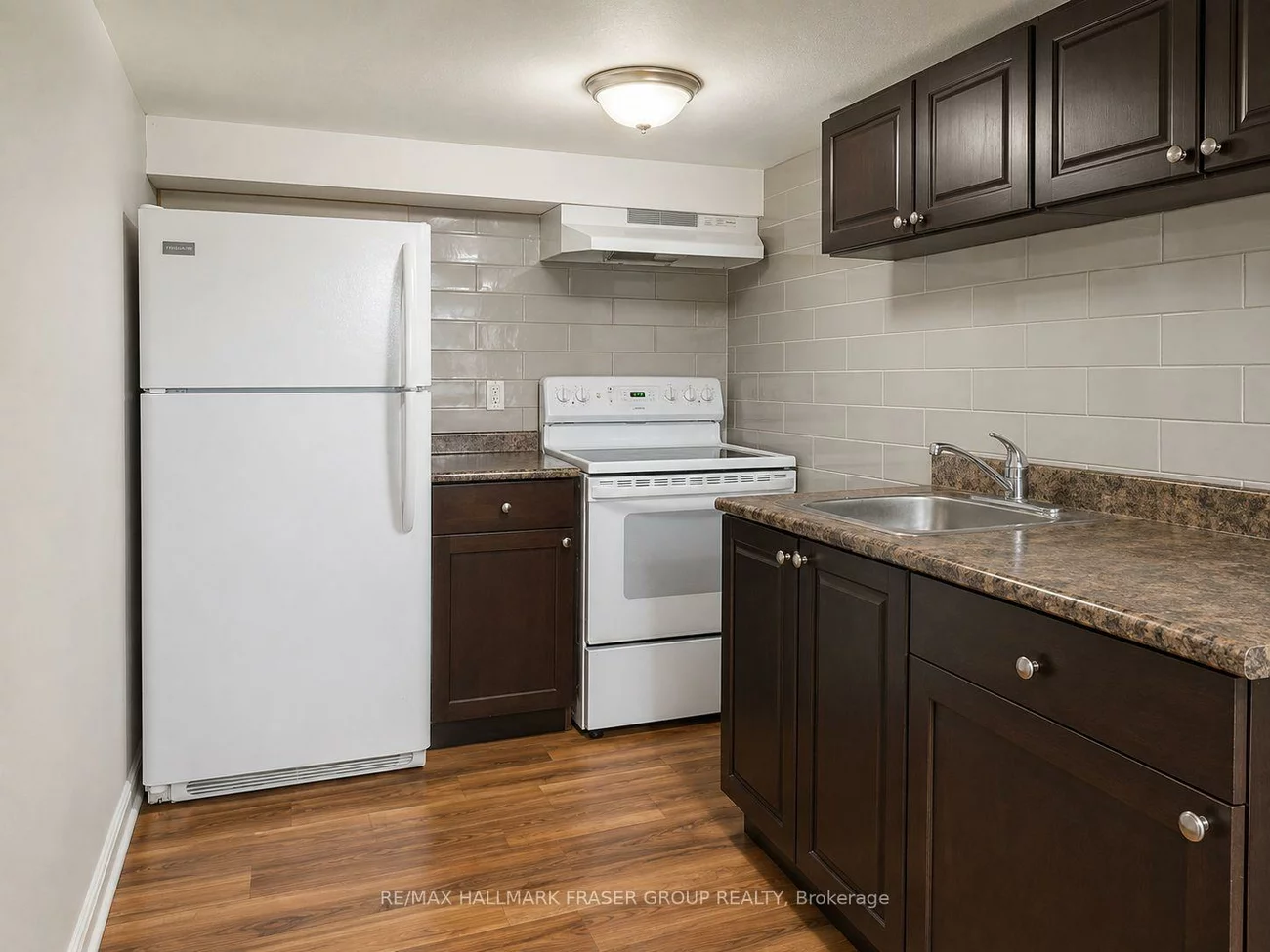 373, Strathmore, Danforth, Toronto