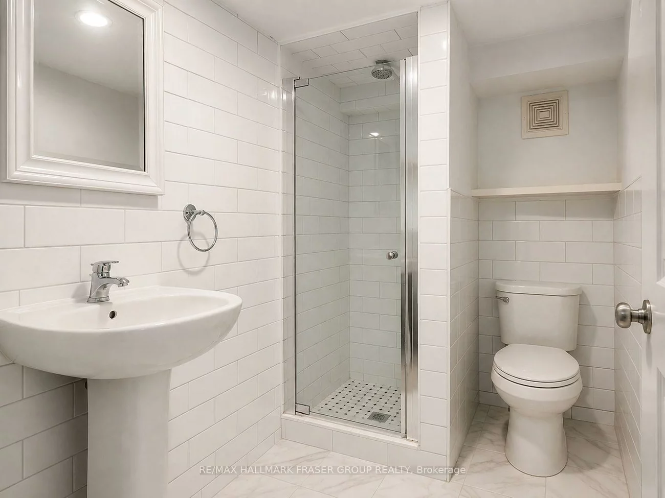 373, Strathmore, Danforth, Toronto