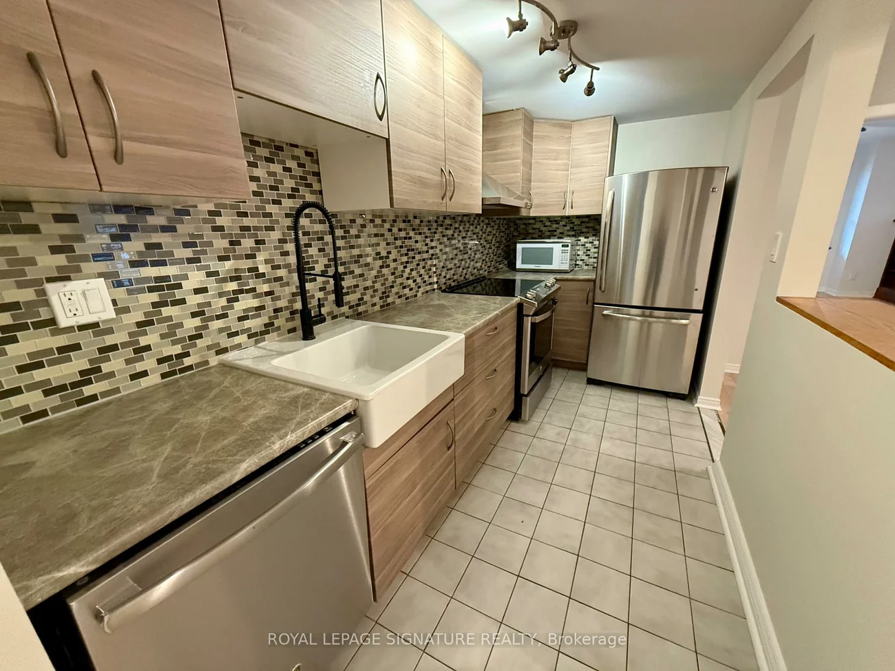 60, Glen Manor, The Beaches, Toronto