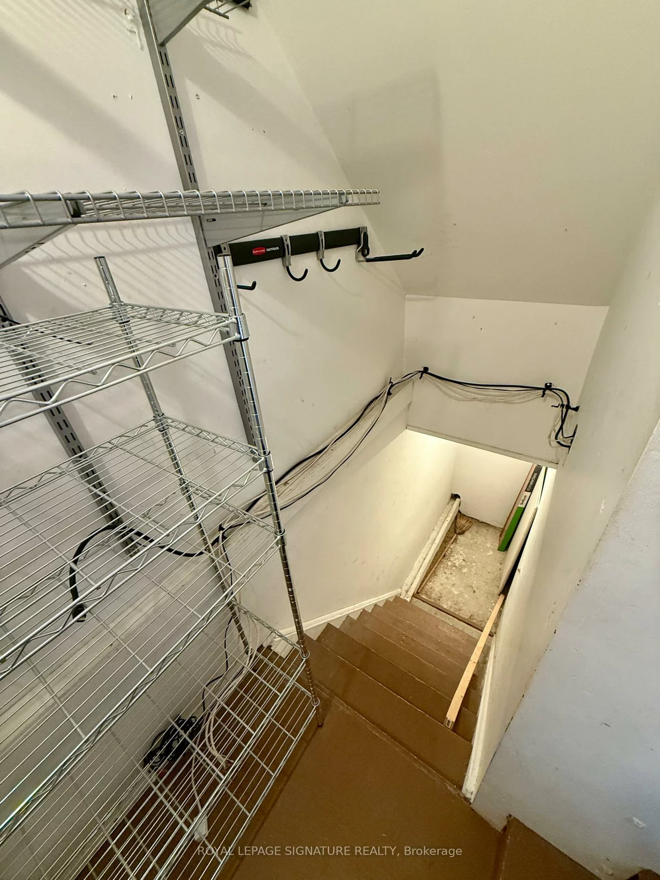 60, Glen Manor, The Beaches, Toronto