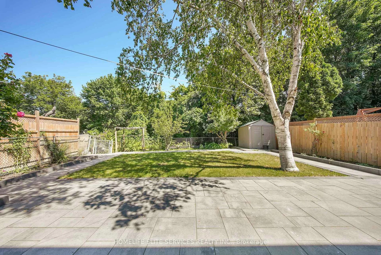 44, Greenhedges, Malvern, Toronto
