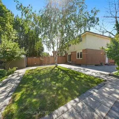44, Greenhedges, Malvern, Toronto