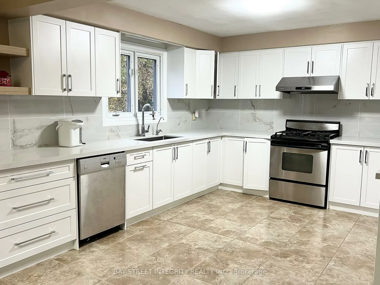 61, Morbank, Steeles, Toronto