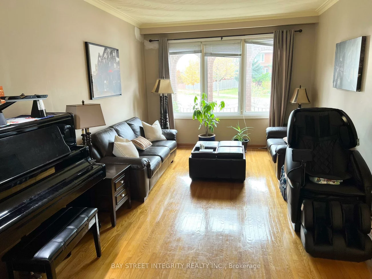 61, Morbank, Steeles, Toronto