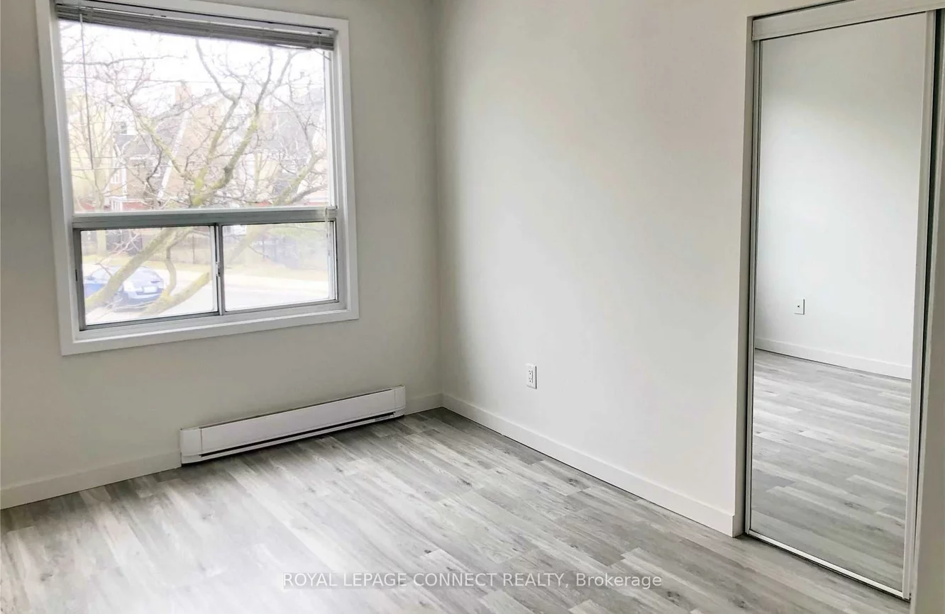 1736, Kingston, Birchcliffe-Cliffside, Toronto