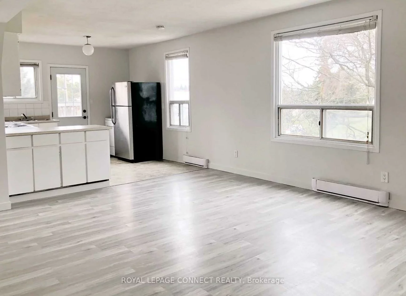 1736, Kingston, Birchcliffe-Cliffside, Toronto