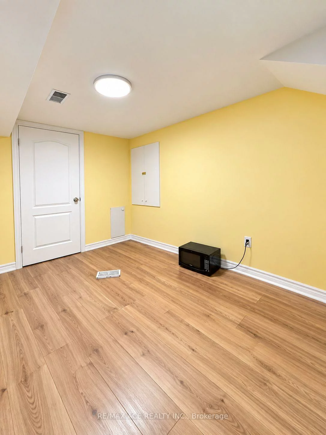 57, Steppingstone, Rouge E11, Toronto